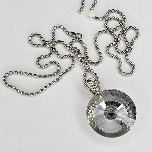 Large Round crystal Pendant Long Necklace - Picture 2 of 7